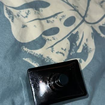 Versace Parfüm Şişesi Sızdırıyor, Boyner Kullanıcı Hatası Dedi