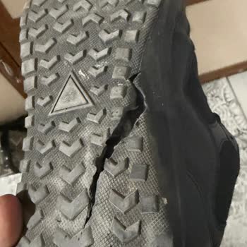 Hepsiburada'dan Alınan Slazenger Ayakkabının Kısa Sürede Alt Taban Yırtılması Ve Haksız Red Yanıtı