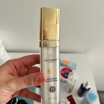Duaderm Ozon Serumu Kokusunda Keskin Ve Rahatsız Edici Koku