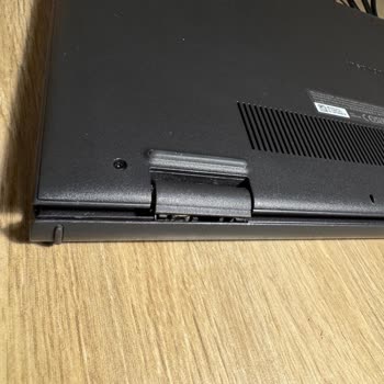 Elektrofoni Yetkili Servis Olmadığına Rağmen 8000 TL Ücret Talep Edildi Ve Laptop Tamir Edilmedi