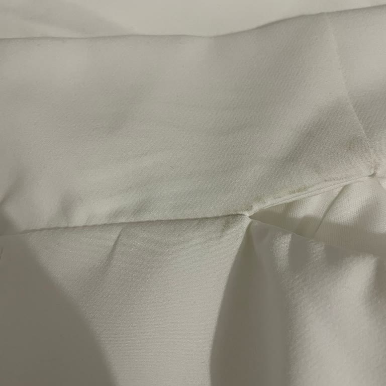 Kullanılmış Ve Lekeli Elbise Gönderildi, İade Çözümü Yok