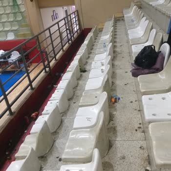 Serdar Yereli Spor Kompleksi Bakımsızlığı!