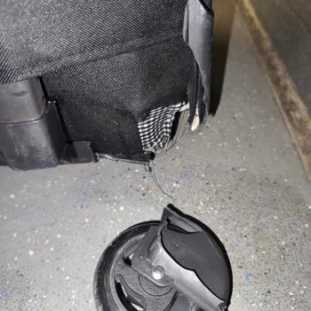 Jet Turizm'de Kırılan Bavul Tekerleği İçin Tazmin Talebi