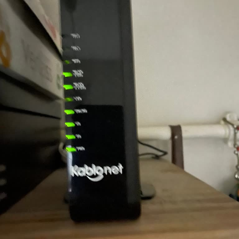 İnternet Hızı Sürekli Düşüyor, Müşteri Hizmetleri Çözüm Sunmuyor