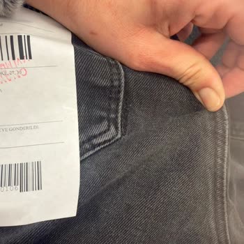 Mavi Pantolonlarım Eridi Ve Yırtıldı, Çözüm Bekliyorum