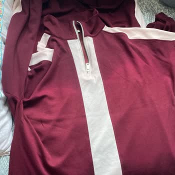 Seda Koyutürk Eşofman Takımının Boyası Aktı