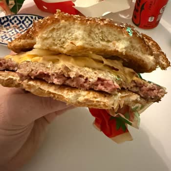 Burger King Çiğ Et Teslimatı Ve Yetersiz İade Teklifi