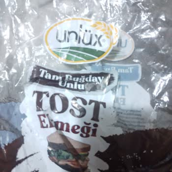 Unlüx Tam Buğday Tost Ekmeğinde Plastik Parça Bulunması Sağlık Endişesi Yarattı