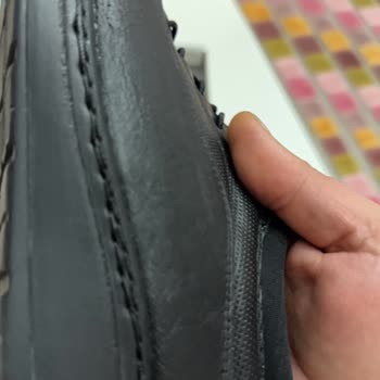 Hotiç Ayakkabısının Kötü Dikiş Tamiri Ve Değişim Talebi