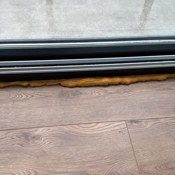 Winsa Bayisinin Hatalı PVC Montajı Ve Soğuk Hava Sızıntısı