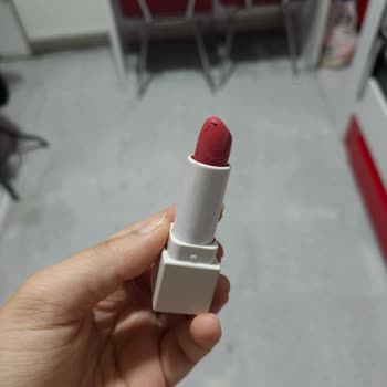 Kötü Paketleme Nedeniyle Erimiş Ruj İade Ve Yeniden Gönderim Talebi