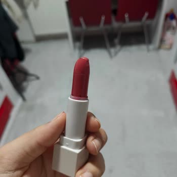 Kötü Paketleme Nedeniyle Erimiş Ruj İade Ve Yeniden Gönderim Talebi