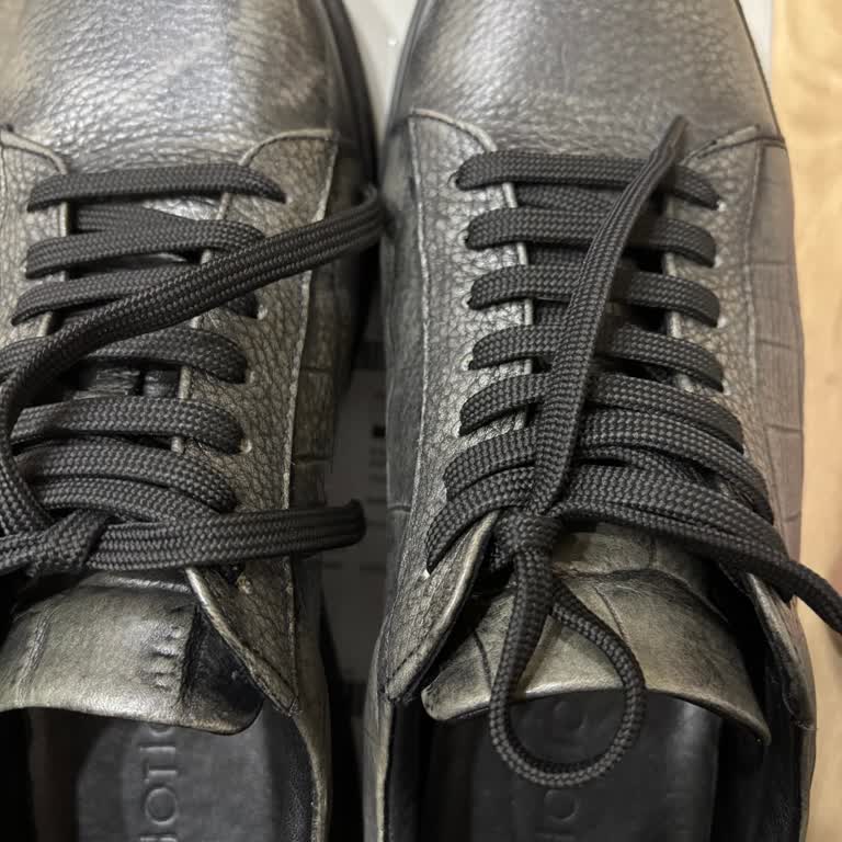 Hotic Ayakkabısında Renk Solması Üretim Hatası Olarak Değerlendirilmesi Talebi