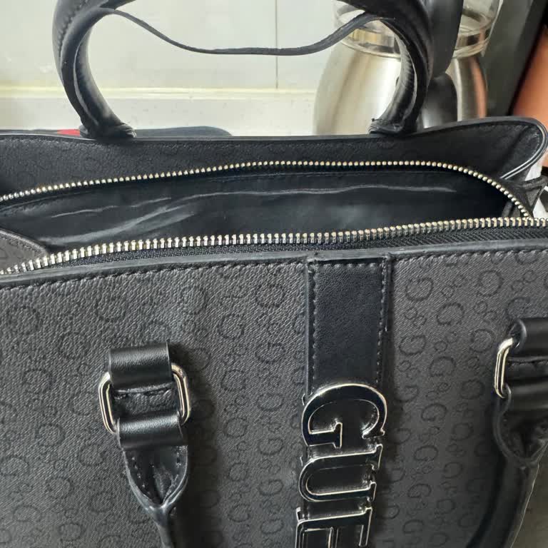 Guess Çantamda Kullanım Hatası İddiası Ve Kalite Sorunu