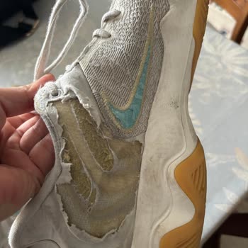 Nike Ayakkabısının Kısa Sürede Kumaş Deformasyonu Ve Garanti Reddi