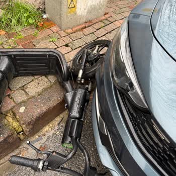 Martı Scooter'ının Arabama Verdiği Zarar Ve Şirketin Sorumsuz Yaklaşımı