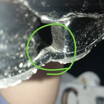 Shox TL Ayakkabısının Alt Tabanı Bir Ay İçinde Kırıldı Ve Değişim İstiyorum