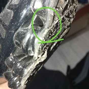 Shox TL Ayakkabısının Alt Tabanı Bir Ay İçinde Kırıldı Ve Değişim İstiyorum