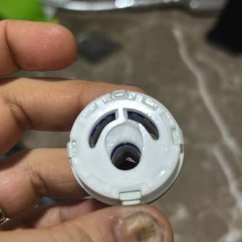 Koçtaş'tan Alınan Lea Banyo Bataryasında Kırık Seramik ve Vanası Bozuldu