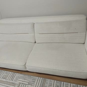 İstikbal Ürününde Renk Değişimi Ve Servisin Kullanıcı Hatası İddiası