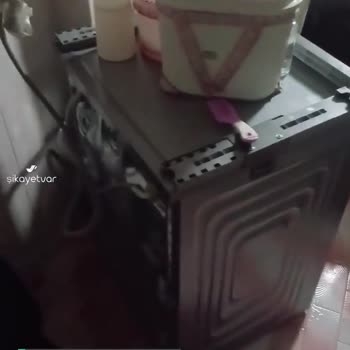 Arçelik Çamaşır Makinesi Yürüyor, Servis İlgisiz