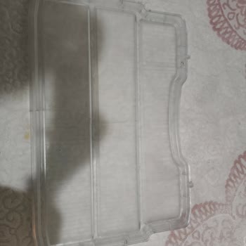 Arçelik 8180 NF Plus Buzdolabının Rafları Kırık Ve Yedek Parça Temin Edilemiyor