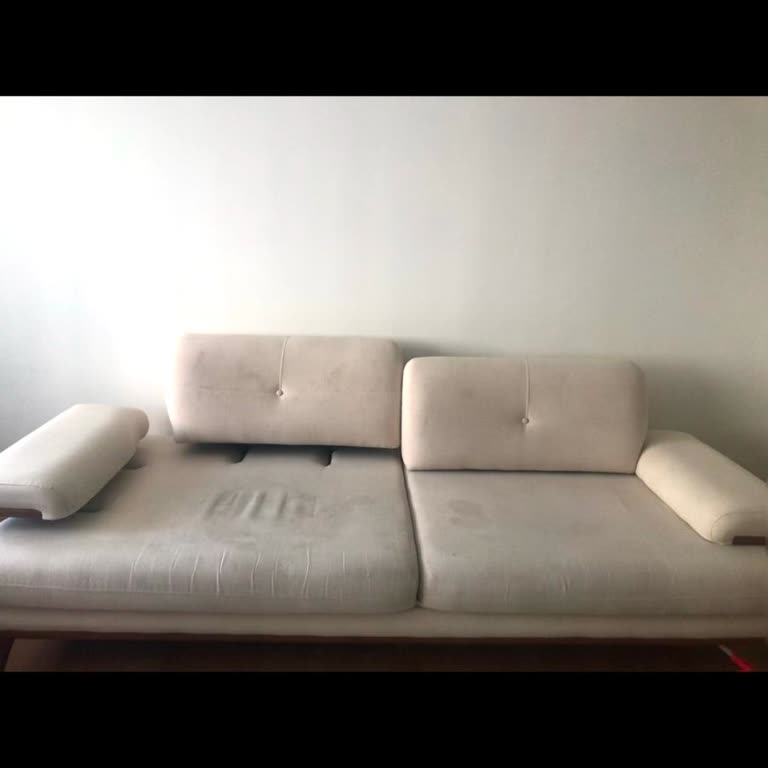 Koltuk Takımı Ve Sandalyelerde Hızlı Renk Solması Ve Ücretsiz Yeniden Döşeme Talebi