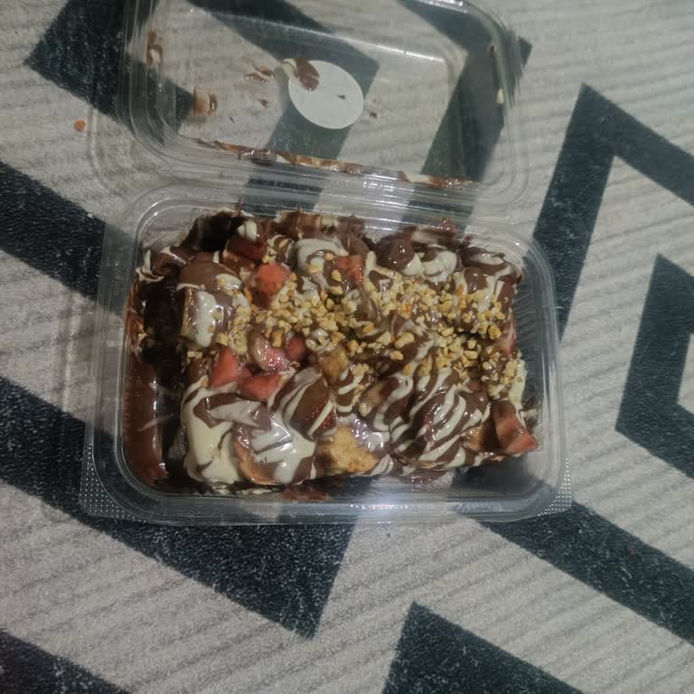 Bozuk Ve Çürük Meyveli Waffle İçin Ücret İadesi Talebi