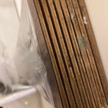 Koçtaş'ın Yetersiz Paketlemesi Sonucu Laminatların Su Alması Ve Değişim Talebi