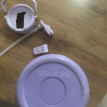 Stanley Kırılan Kapak Nedeniyle Yedek Parça Sağlanamaması Ve Ürünün Kullanılamaz Hale Gelmesi