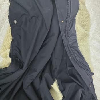 Kışlık Montta Dikiş Atması Ve Çıtçıt Patlaması Sonrası Çözüm Bulamama