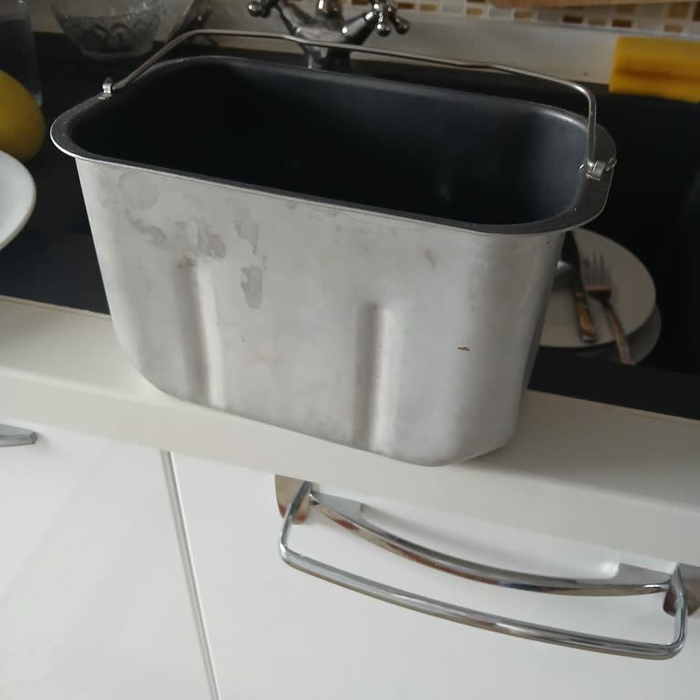 Tefal Ekmek Pişirme Makinesinin Yedek Pişirme Haznesi Temin Edilemiyor