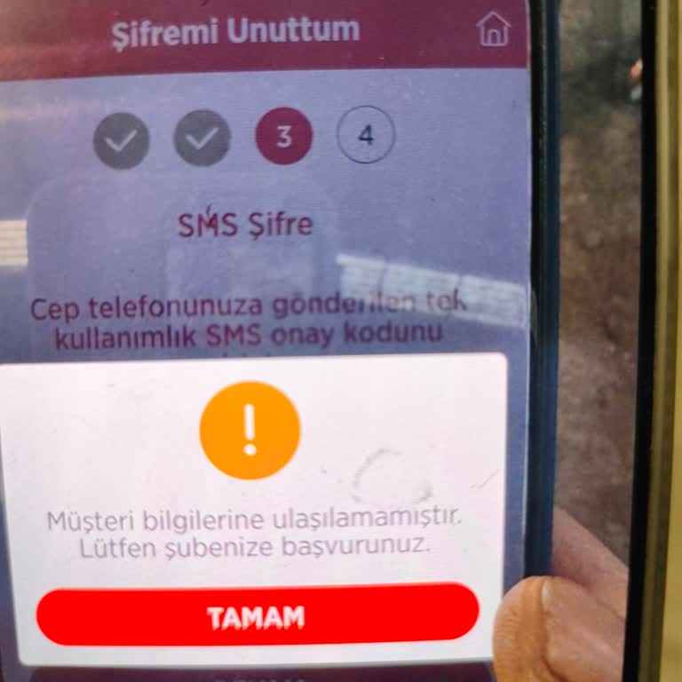 Ziraat Mobil Uygulamasında Şifre Sıfırlama Sonrası Giriş Hatası Ve Uygulama Çökmesi