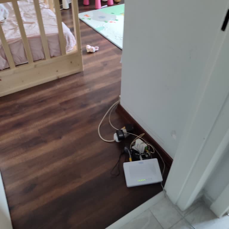 Çocuk Odasında Kablonun Tehlikeli Konumu Ve Ücretsiz Uzatma Talebi