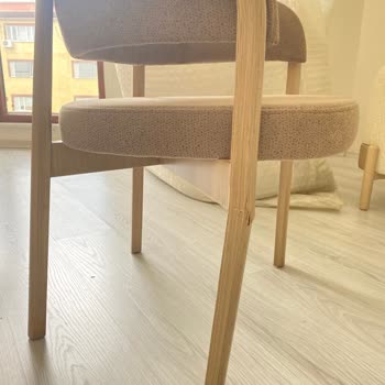 Kırık Sandalye Bacağı, Deforme Gardırop Ve Yanlış Renkli Koltuk Başlığı: Parça Değişimi Talebi