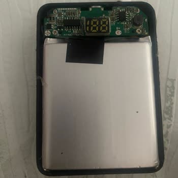 Şişen Pil Nedeniyle Güvenlik Riski Ve Powerbank Değişimi Talebi