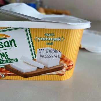 Polis Kantininde Yörsan Süzme Peynirde Küflü Bez Parçası Bulundu!