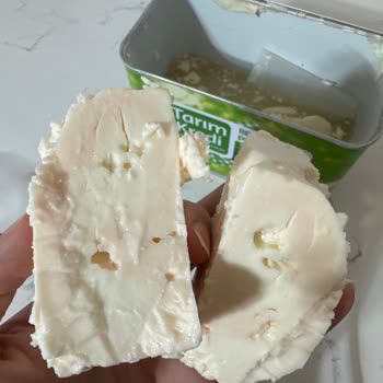 Koop Market Peynirin Neredeyse Yarısında Kırmızı Renkli Alanlar Olması