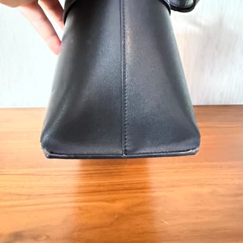 Armani Exchange Deri Çantada Deri Soyulması Ve İade Talebi