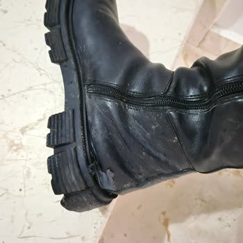 İstanbul Torium AVM Deichmann Kadın Çizmeleri Hızlı Bozuldu, Ayak Sağlığına Zarar Verdi