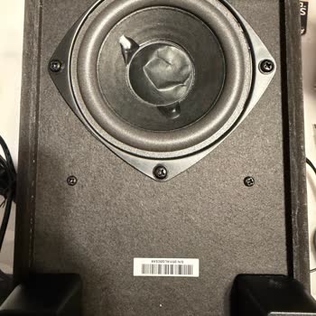 Hasarlı Hoparlör Değişimi 20 Gün Boyunca Gecikti