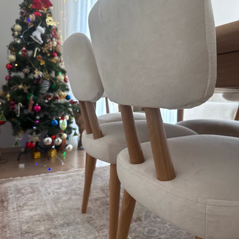 Ergonomi Eksikliği Nedeniyle Sandalyeler Sırt Desteği Sunmadığı İçin Bel Ağrısına Yol Açıyor