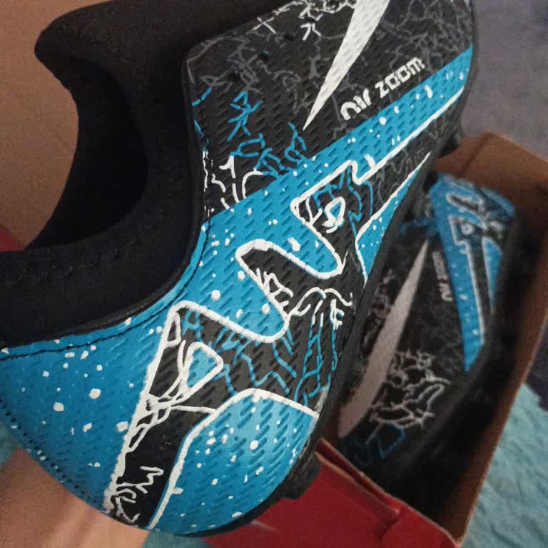 Yanıltıcı Ürün Gönderimi Ve Cevapsız İletişim Nedeniyle 1.400 TL İade Talebi