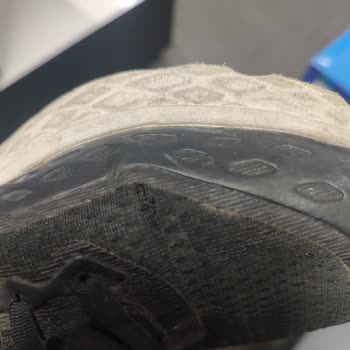 Kısa Sürede Dikiş Atan Columbia Ayakkabısının İadesi Talebi