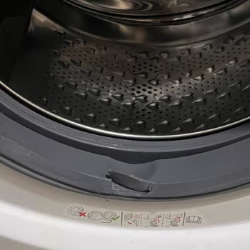 Garanti Kapsamında Arçelik Çamaşır Makinesi Körük Lastik Hasarı İçin Haksız Ücret Talebi