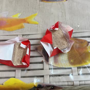 Mantar Büyüyen Ülker Napoliten Çikolatası Sağlığa Uygun Değil