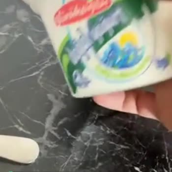 Yörükoğlu Yoğurt Gibi Değil Saman Gibi Resmen!