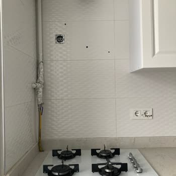 Aspiratör Tek Vida İle Sabitlenmiş, Tehlikeli Montaj Hatası