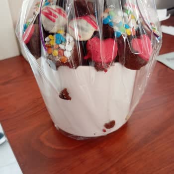 Görseldeki Kalp Şeklindeki Kek Gönderilmedi Çocuğumun Doğum Günü Hayal Kırıklığı