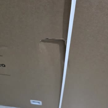 Media Markt’tan Gelen Kırık 100 İnç TV İçin Geciken Çözüm Ve Tam İade Talebi